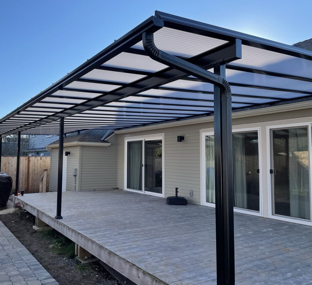 Acrylite Black Roof Mount