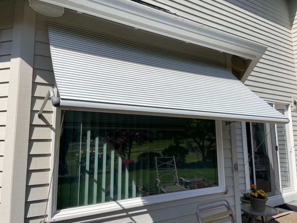 window-roll-up-aluminum-vancouver-portland